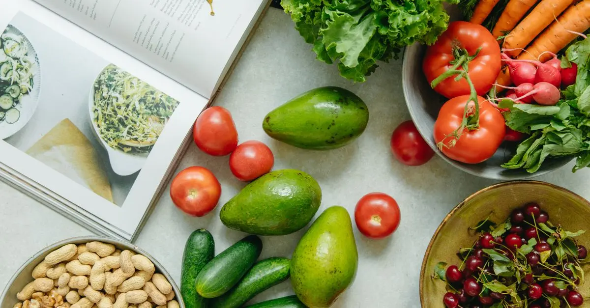 Cómo mejorar tu salud emocional a través de la alimentación