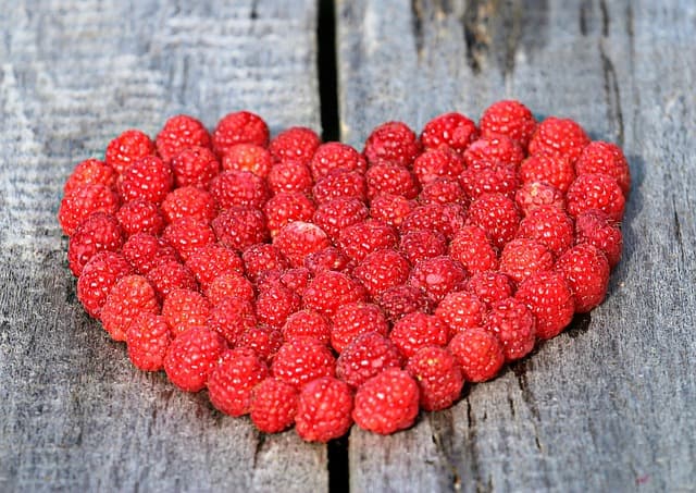 10 alimentos que mejoran tu salud mental y cómo incluirlos
